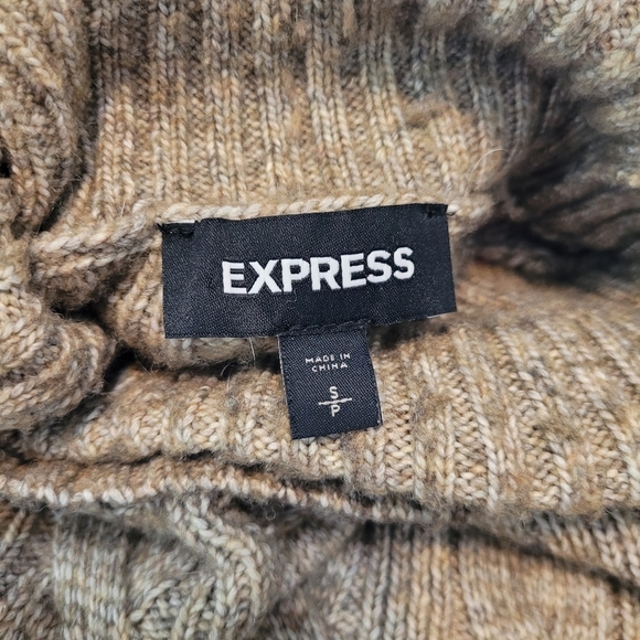 Express brown turtleneck cable knit wool sweater - Picture 2 of 8